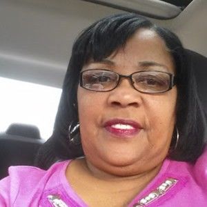 Meet your Posher, Delores